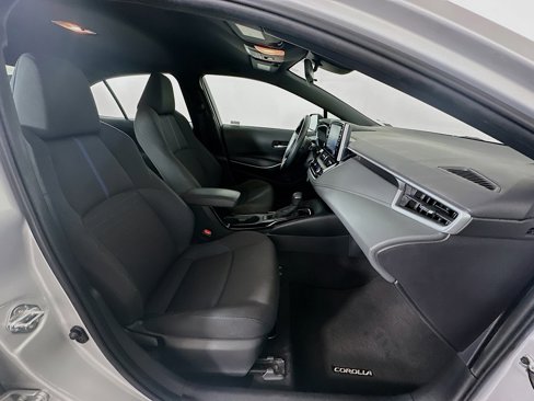 Used 2020 Toyota Corolla SE image 29