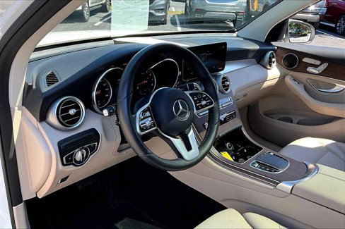 Used 2021 Mercedes-Benz GLC 300 4MATIC image 17