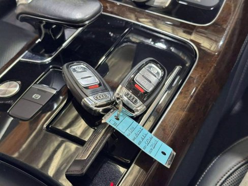 Used 2014 Audi A8 L TDI w/ Premium Package image 59