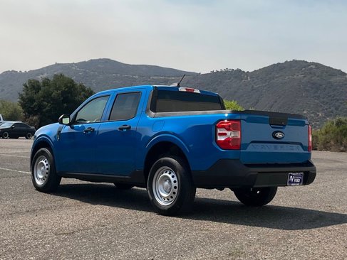 New 2025 Ford Maverick XL image 4