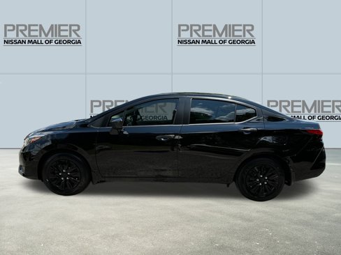 Used 2025 Nissan Versa S w/ Trunk Package image 8