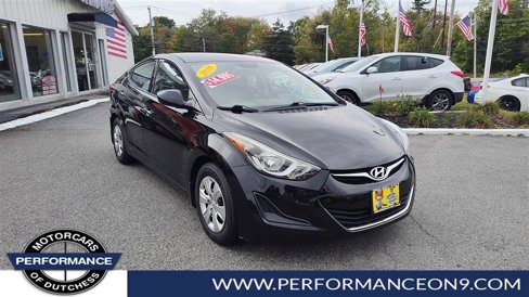 Used 2016 Hyundai Elantra SE image 1