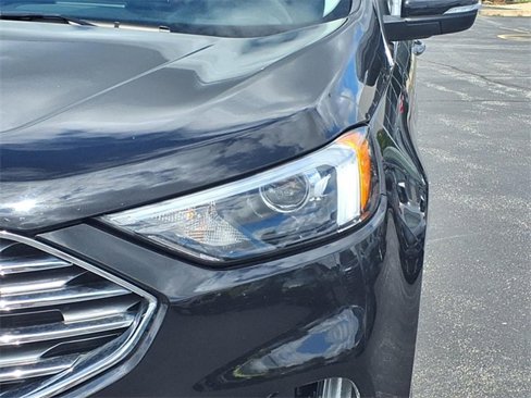 Used 2022 Ford Edge Titanium image 33