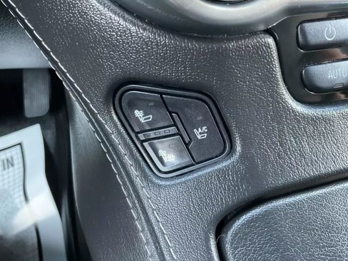 Used 2016 Chevrolet Suburban LTZ image 46
