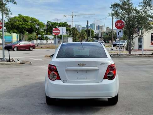 Used 2015 Chevrolet Sonic LS image 7