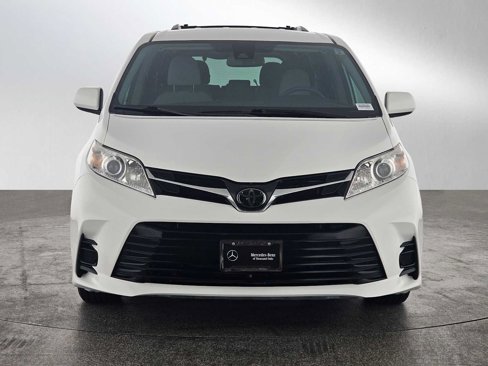 Used 2020 Toyota Sienna LE image 8