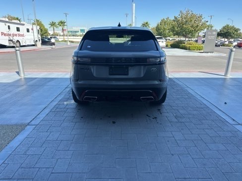 Used 2018 Land Rover Range Rover Velar R-Dynamic HSE image 6