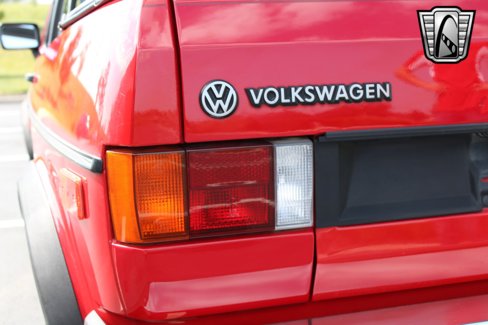 Used 1986 Volkswagen Cabriolet image 12