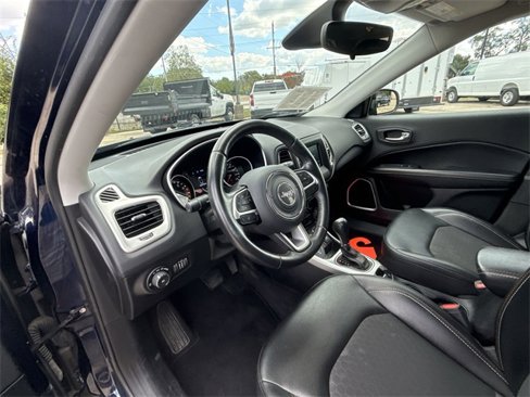 Used 2019 Jeep Compass Latitude image 10