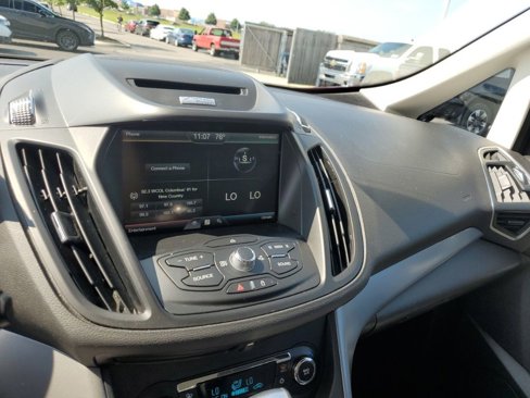 Used 2013 Ford C-MAX SE image 19