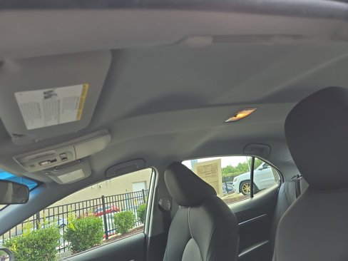 Used 2019 Toyota Camry LE image 29