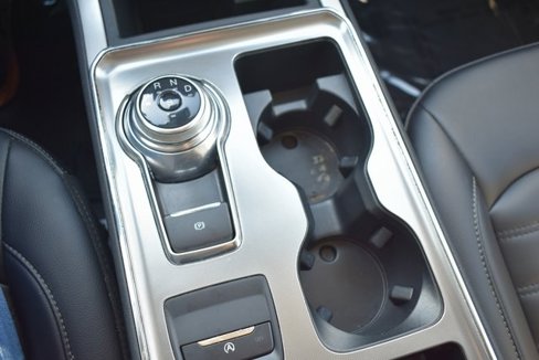 Used 2022 Ford Edge SEL w/ Convenience Package image 29