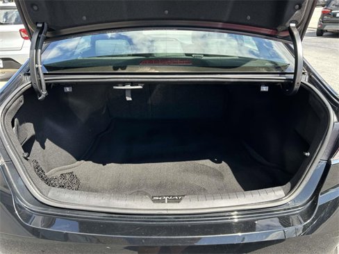 Used 2018 Hyundai Sonata Sport w/ Cargo Package image 12