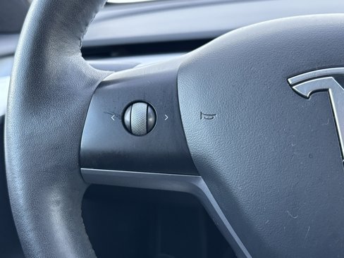 Used 2021 Tesla Model 3 Long Range image 25