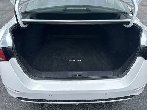 Used 2022 Nissan Sentra SV image 29