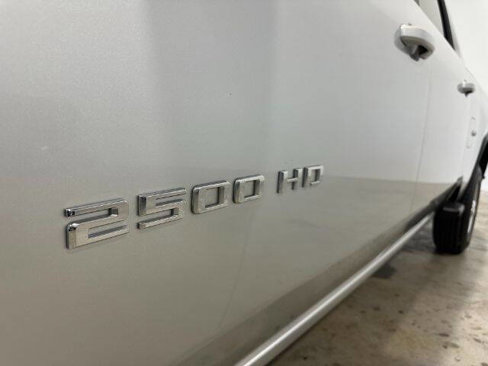 Used 2021 Chevrolet Silverado 2500 LT image 14