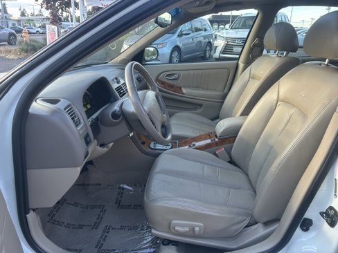 Used 2004 INFINITI I35 w/ Cold Weather Pkg image 13