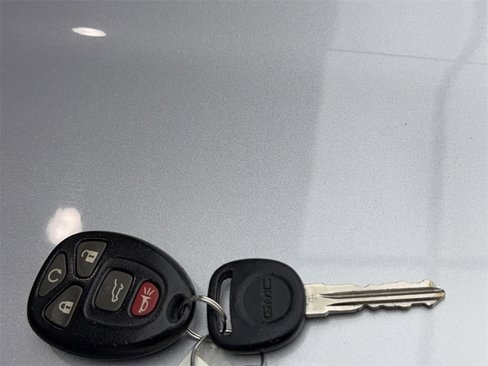 Used 2013 GMC Acadia SLT image 59