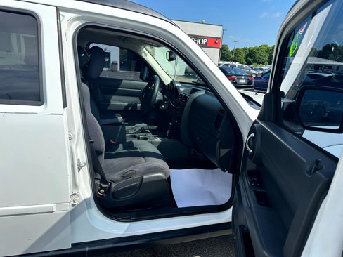 Used 2011 Dodge Nitro Heat image 10