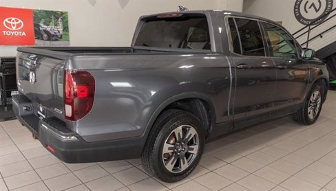 Used 2017 Honda Ridgeline RTL image 16