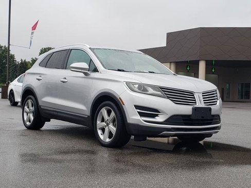 Used 2017 Lincoln MKC Premiere image 8