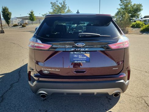 Certified 2024 Ford Edge Titanium image 4