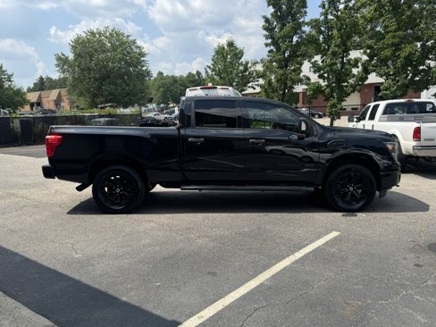 Used 2019 Nissan Titan SV w/ SV Convenience Package image 7