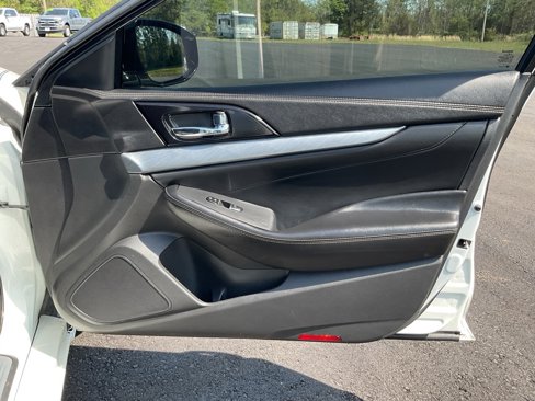 Used 2016 Nissan Maxima 3.5 SV image 51