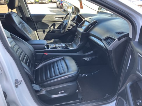 Used 2019 Ford Edge SEL w/ Equipment Group 201A image 15