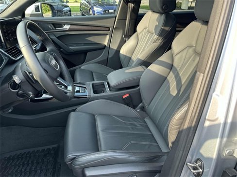 Used 2022 Audi Q5 2.0T Premium image 22