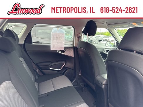 Used 2023 Kia Soul LX image 10