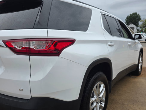 Used 2021 Chevrolet Traverse LT w/ LPO, Cargo Package image 21