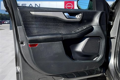 Used 2022 Ford Escape SEL image 17