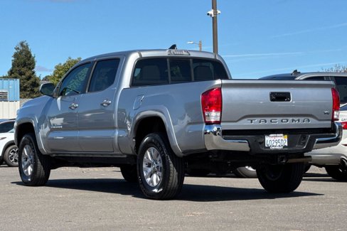 Used 2017 Toyota Tacoma SR5 w/ Tow Package image 7