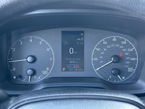 Used 2024 Toyota Corolla LE image 21