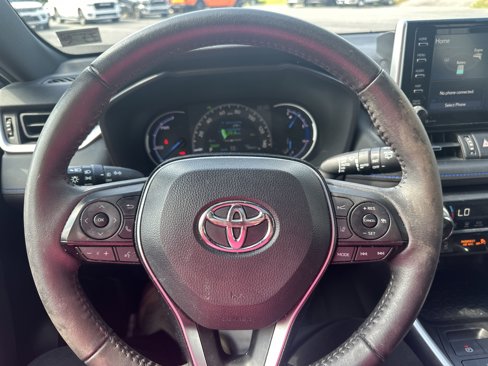 Used 2021 Toyota RAV4 XSE w/ XSE Grade Weather Package image 15