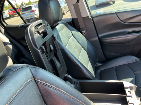 Used 2023 Chevrolet Equinox Premier image 28