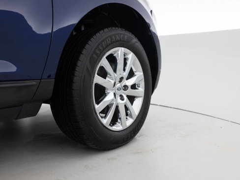 Used 2011 Ford Edge Limited w/ Driver Entry Pkg image 18
