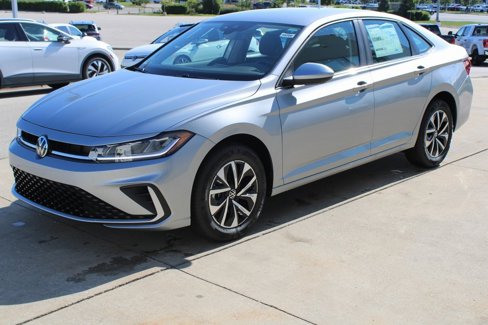 New 2025 Volkswagen Jetta S image 3