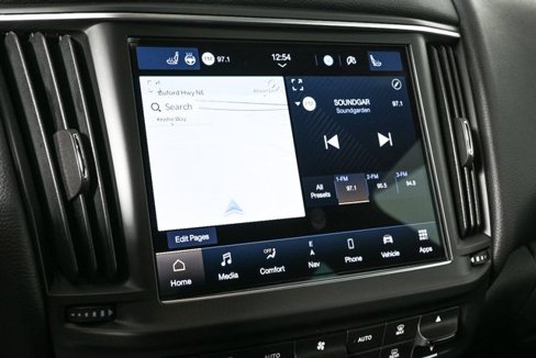 Certified 2022 Maserati Levante GT image 16