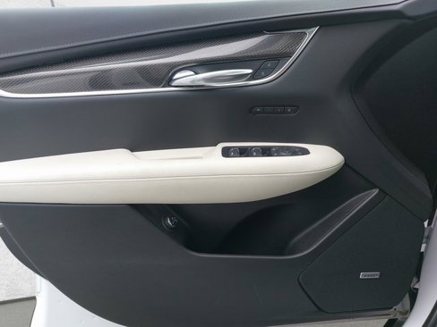 Certified 2022 Cadillac XT5 Sportv image 27