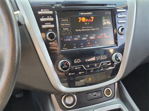 Used 2021 Nissan Murano SV image 18