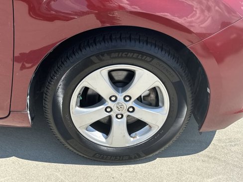 Used 2015 Toyota Sienna LE image 15