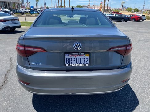 Used 2021 Volkswagen Jetta R-Line image 6