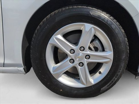 Used 2023 Chevrolet Malibu LS image 23