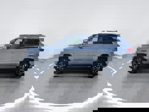 Used 2019 Jeep Grand Cherokee Limited image 10