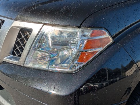 Used 2018 Nissan Frontier PRO-4X w/ Pro-4x Luxury Package image 7
