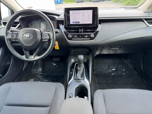 Used 2024 Toyota Corolla LE image 11
