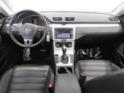 Used 2012 Volkswagen CC R-Line image 14