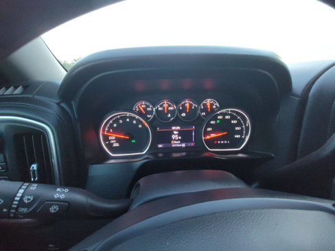 Used 2020 Chevrolet Silverado 1500 RST image 20
